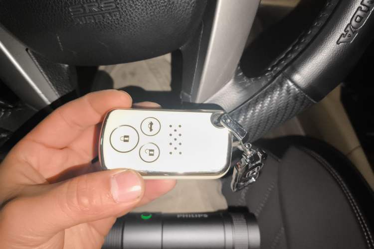 Used Honda Accord 2010 2.4L Millionth Anniversary Edition Vehicle Key