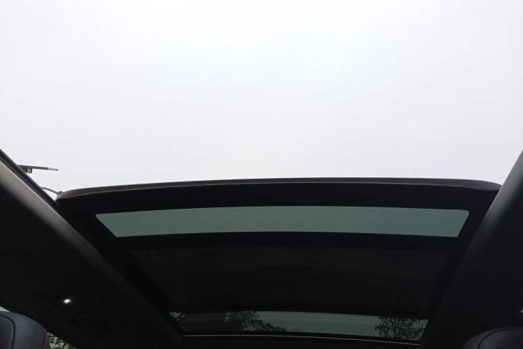 Used Volkswagen Tiguan L 2022 330TSI Automatic Two-Wheel Drive R-Line Flagship Edition Headliner