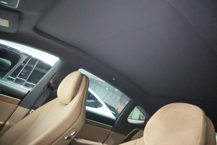 Used Hima Luxeed R7 2024 All-Electric 736 km Ultra Headliner