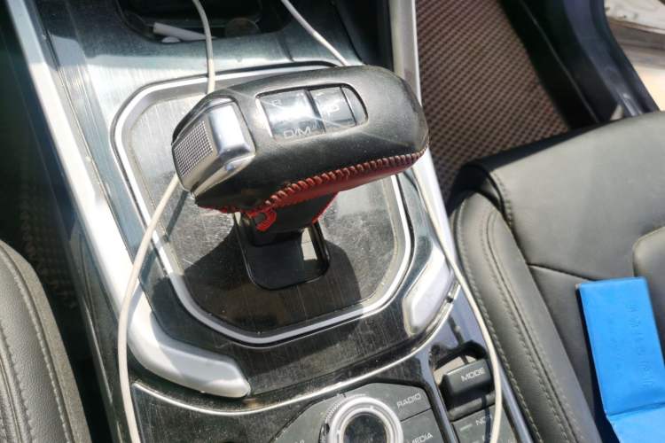 Used Haval H6 2017 Red Label 2.0T Automatic Two-Wheel Drive ZhiShang Model