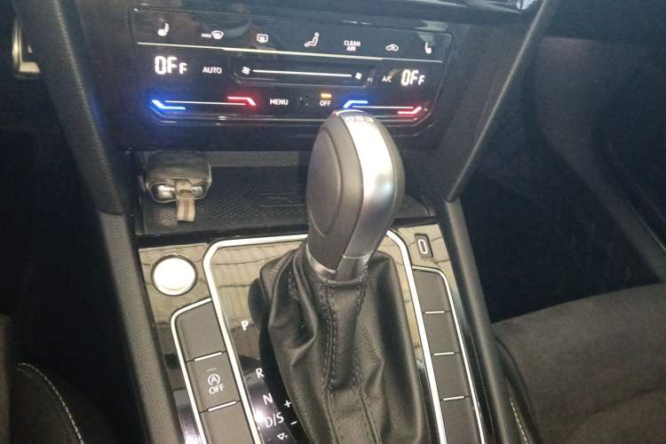 Used Volkswagen Magotan 2020 330TSI DSG Luxury Edition