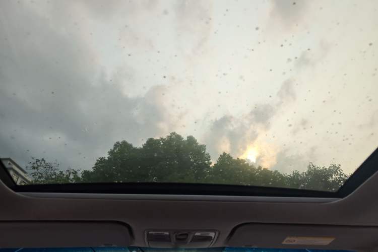 Used Hyundai Mistra 2014 1.8L Automatic Smart GLS Headliner