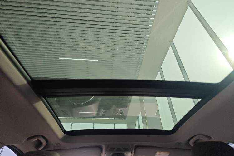 Used BMW X1 2022 xDrive25Li Luxury Model Headliner