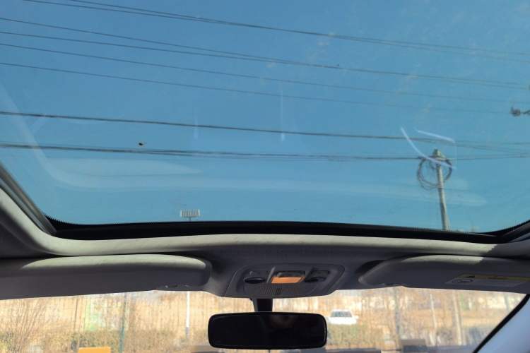 Used Peugeot 2008 2014 1.6L Manual Fashion Edition
