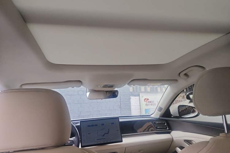 Used BYD Qin L 2024 DM-i 120KM Excellence Model
