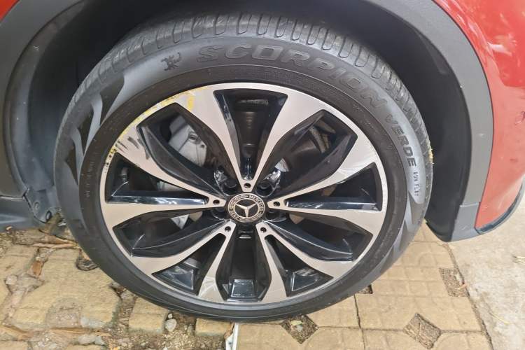 Used Mercedes-Benz GLC Coupe 2018 GLC 260 4MATIC Coupe SUV Right Front Wheel Hub