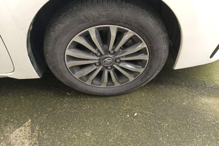 Used Toyota Corolla 2017 Revised Version 1.2T S-CVT GL-i
