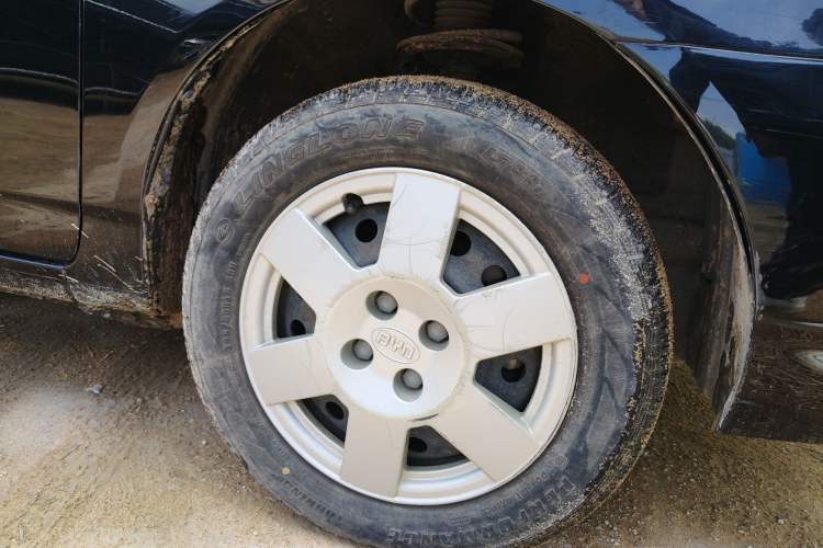 Used BYD F3 2018 1.5L Manual Classic Model Right Front Wheel Hub