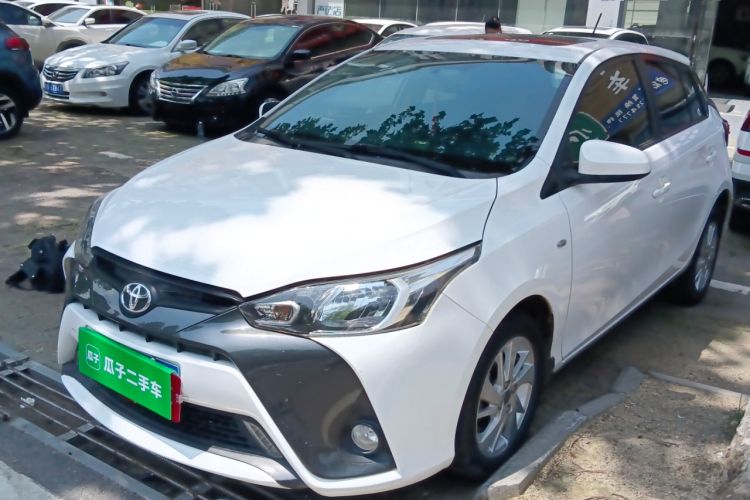 Used Toyota YARiS L Zhi Xuan 2016 Revised Version 1.5G CVT with Dynamic Sunroof