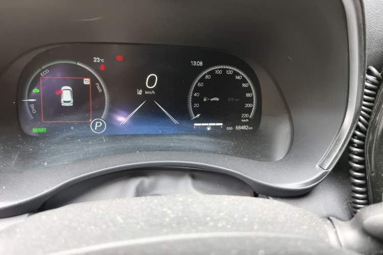 Used Toyota Highlander 2022 Dual-Engine 2.5L Four-Wheel Drive Supreme Edition 7-Seater Odometer Close Up