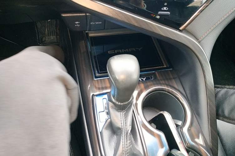 Used Toyota Camry 2018 2.0S FENGSHANG Edition