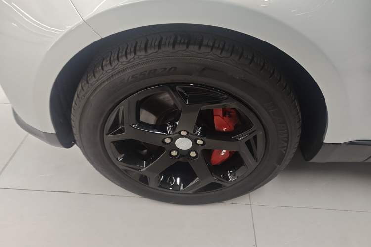 Used Land Rover Range SportNew Energy 2021 P400e SE Left Front Wheel Hub