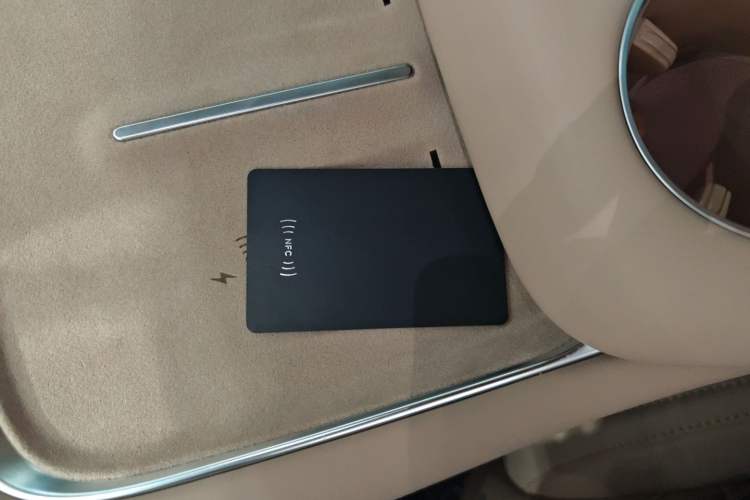 Used XPeng X9 2026 Model—Range-Extended Version 1602 Ultra Interior 1