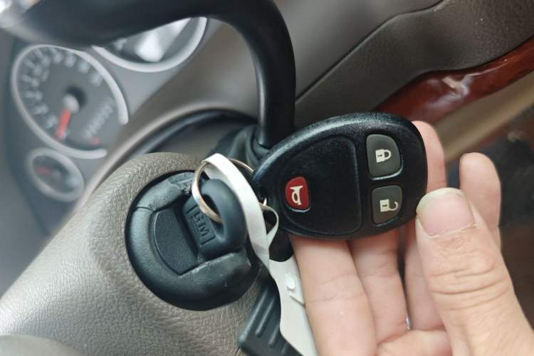 Used Buick GL8 2006 Lu Zun 3.0L LT Luxury Edition
