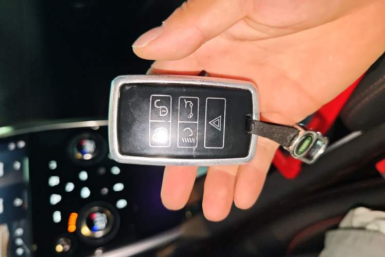 Used Land Rover Discovery Sport 2022 Revised Version 249 PS R-Dynamic S Performance Edition 5 Seats
