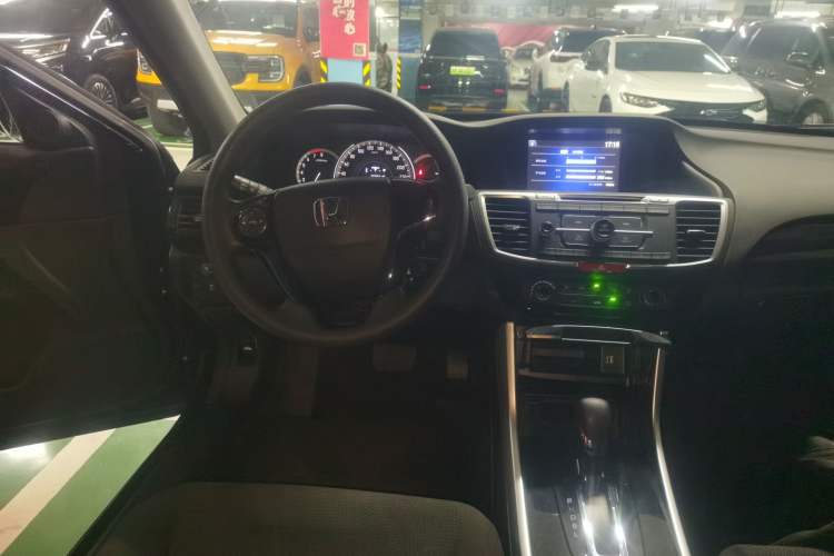 Used Honda Accord 2016 2.0L Comfort Edition Steering Wheel