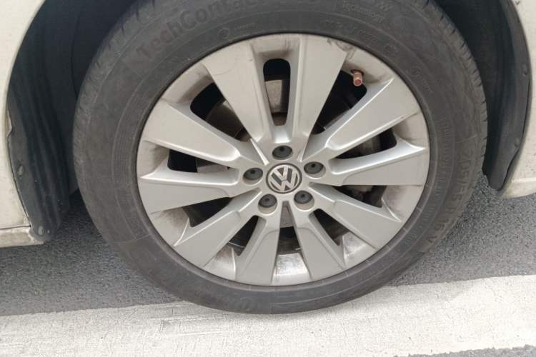 Used Volkswagen Lavida 2013 Restyled Classic 1.6L Automatic Comfort Edition
