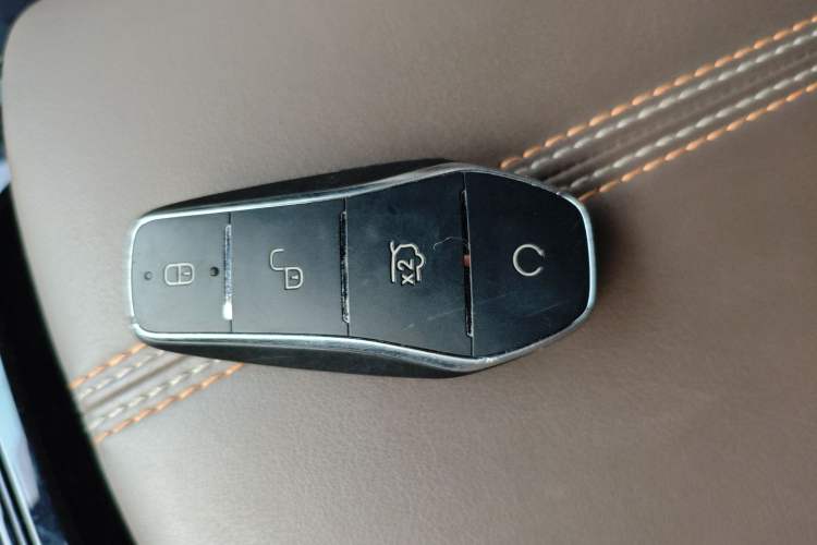 Used BYD Qin PLUS 2024 HONOR Edition DM-i 55KM Leading Model