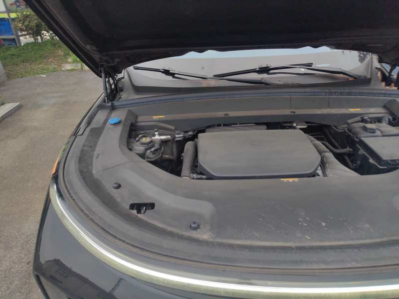 Used Li Auto L8 2023 Pro Model — 26