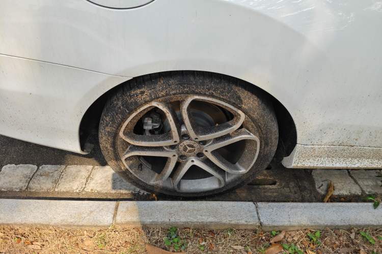 Used Mercedes-Benz E-Class 2014 E 200 Coupe
