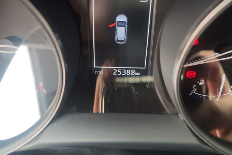 Used Toyota IZOA 2020 2.0L Enjoy Edition Odometer Close Up