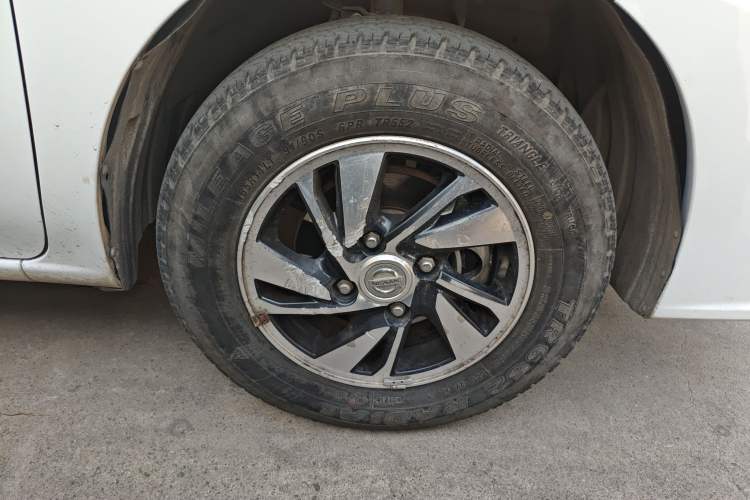 Used Nissan NV200 2016 Revised Version 1.6L CVT Luxury Edition