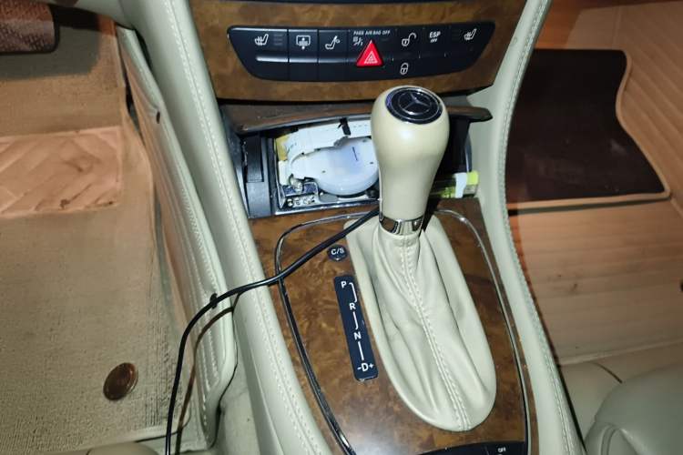 Used Mercedes-Benz CLS 2009 CLS 300 Gear Lever