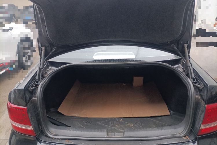 Used Volkswagen Passat 2009 2.0L MFI Automatic Luxury Edition