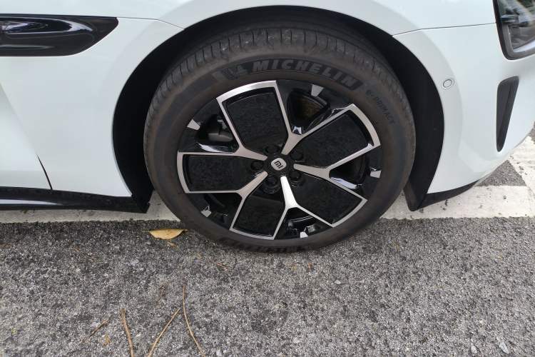 Used Xiaomi Auto SU7 2024 Rear-Drive Long-Range Intelligent Driving Version