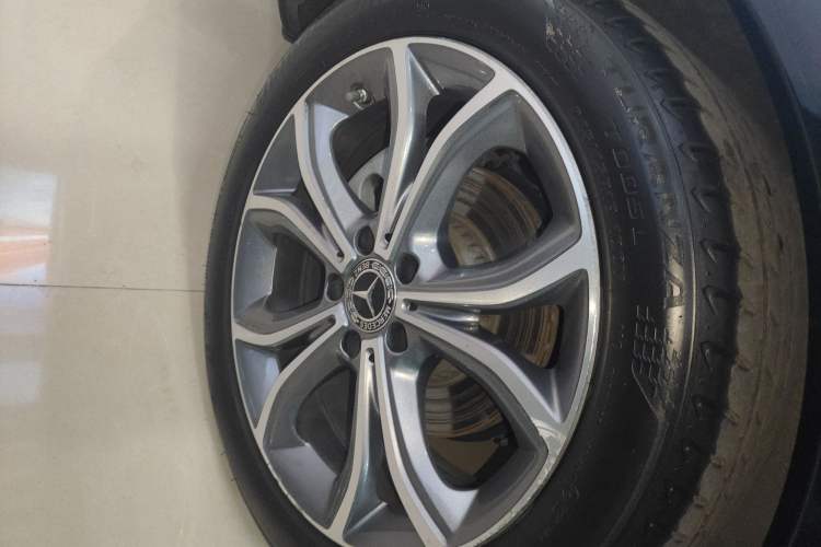 Used Mercedes-Benz E-Class 2021 E 300 L Sporty and Stylish Model