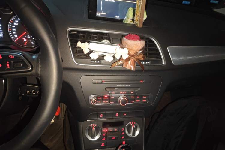 Used Audi Q3 2016 30 TFSI Collector's Edition Comfort Model
