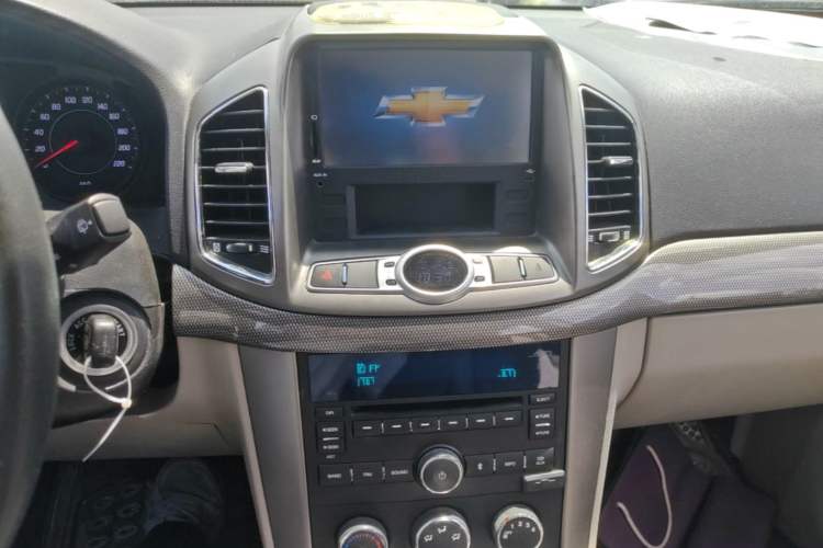 Used Chevrolet Captiva 2012 2.4L Two-Wheel Drive City Edition 5 Seats
