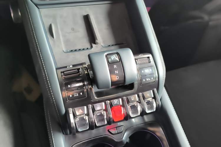 Used Formula Leopard 5 2023 Cloud Ride Flagship Edition Gear Lever