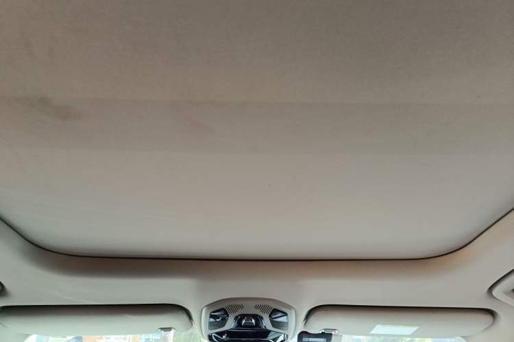 Used Lynk & Co 06 2020 1.5T YAO Halo Headliner