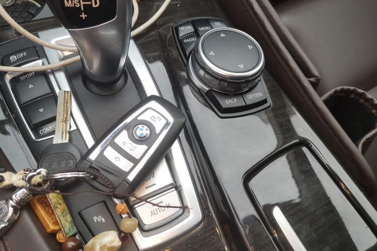 Used BMW 5 Series 2017 525Li Luxury Design Package
