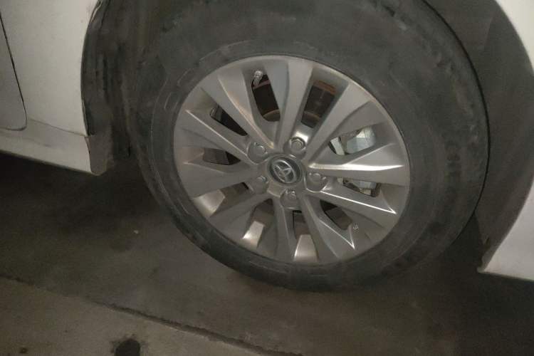 Used Toyota Corolla 2019 1.2T S-CVT GL Pioneer Edition Right Front Wheel Hub