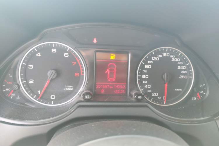 Used Audi Q5 2012 2.0TFSI Technology Model Instrument Cluster