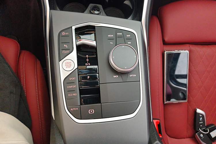 Used BMW 3 Series 2025 325i M Sport Package Gear Lever