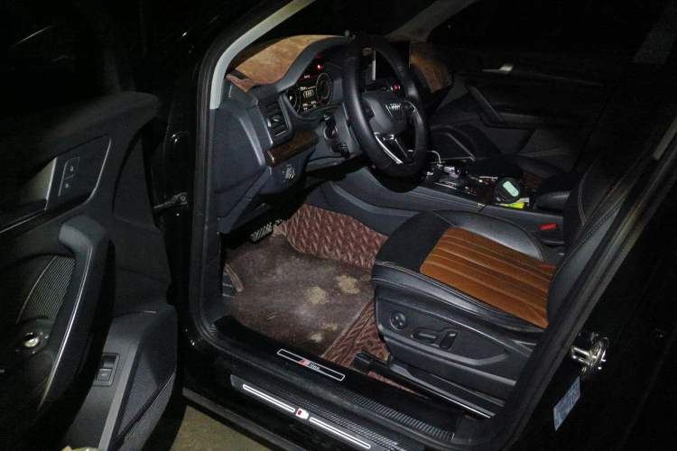 Used Audi Q5L 2020 Updated 40 TFSI Prestige Fashion Edition
