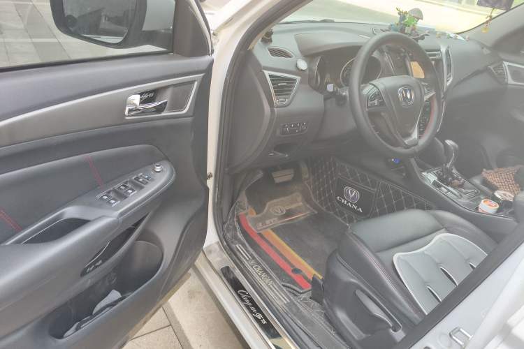 Used CHANGAN CS75 2014 1.8T Automatic Elite Model China IV Standard
