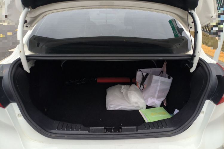 Used Ford Focus 2015 Sedan 1.6L Automatic Comfort Model
