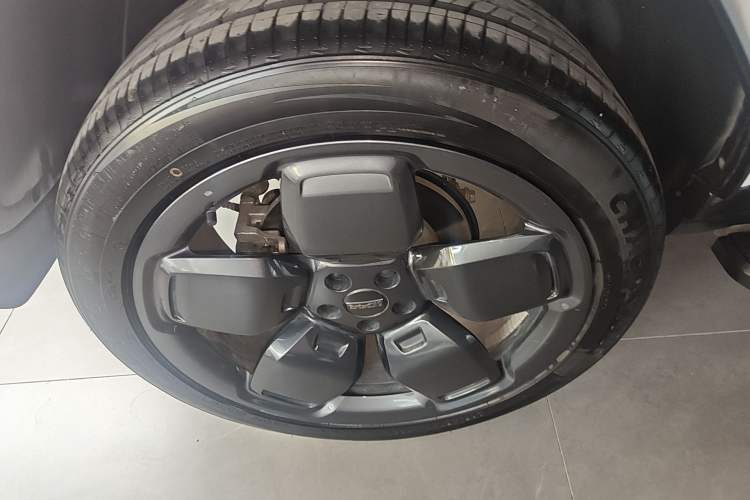 Used iCAR V23 2025 501 Four-Wheel Drive Intelligent Driving Version