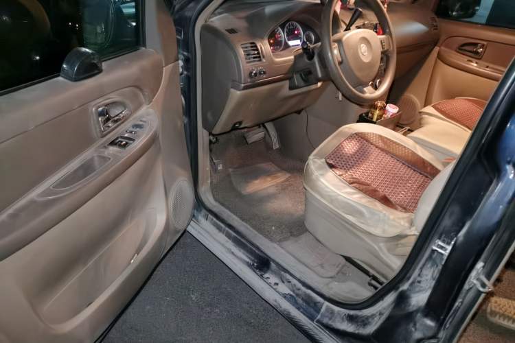 Used Buick GL8 2011 2.4L CT Comfort Edition