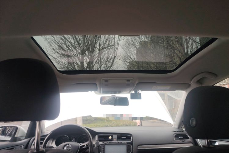 Used Volkswagen Golf 2016 230TSI Automatic Comfort Version Headliner