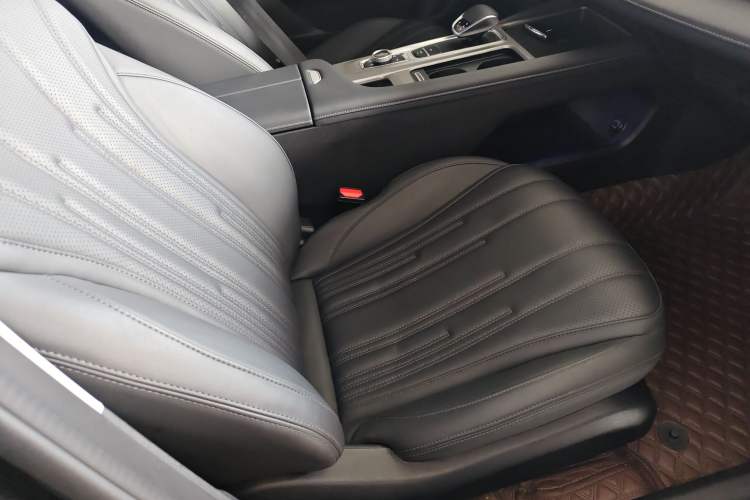 Used Fengyun A8 2024 127 Yufeng Edition Right Front Seat