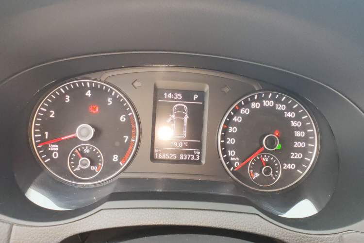 Used Volkswagen Sharan 2016 380TSI Comfort Edition 7-Seater Instrument Cluster