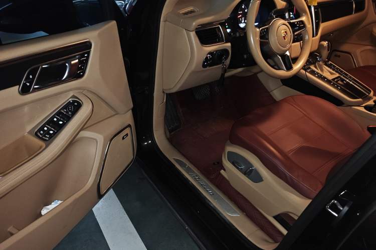 Used Porsche Macan 2014 Macan 2.0T
