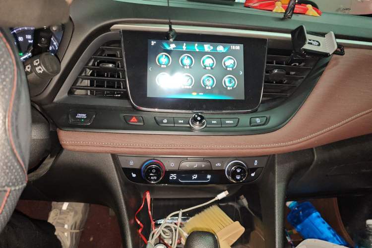 Used Buick GL6 2018 18T 6-Seater Prestige Model
