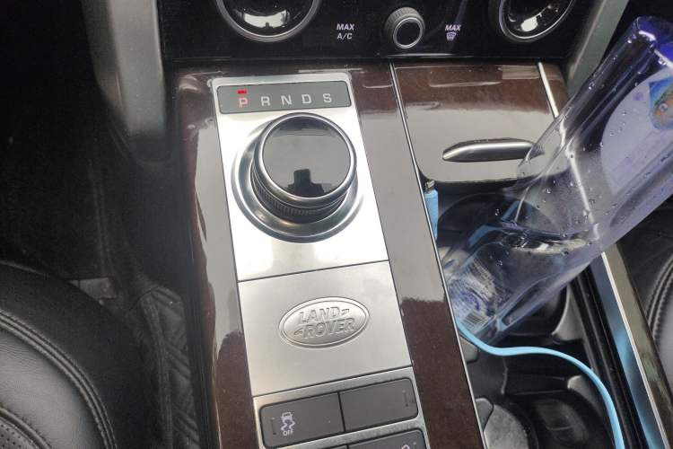 Used Land Rover Range 2020 3.0 L6 Long-Wheelbase Legacy Gear Lever