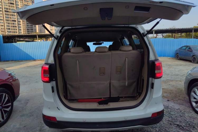 Used Baojun 730 2016 1.5L Manual Comfort Version 7 Seats China V Emission Standard